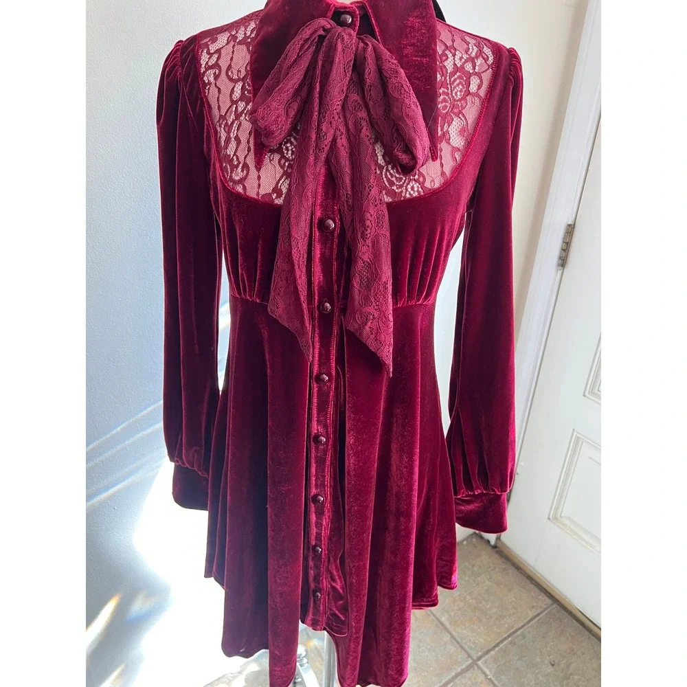 Killstar Nymyria Blood Red velvet dress size M - Picture 3 of 6